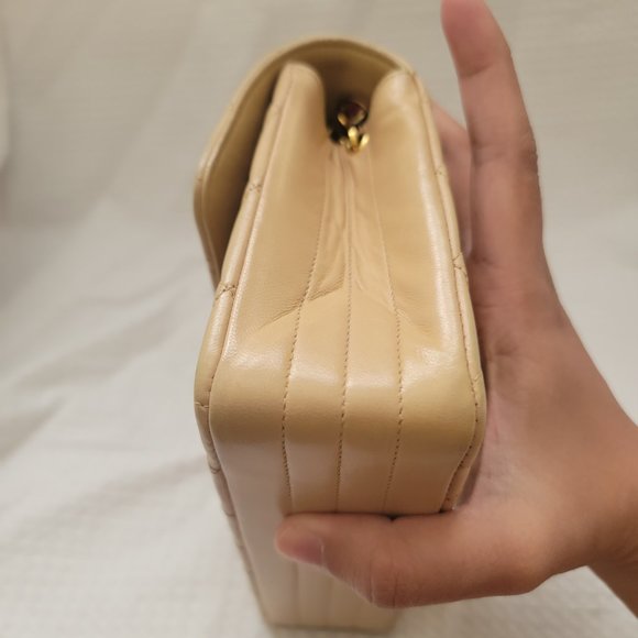 Chanel Circle CC Lock Beige Half Flap - Picture 8 of 9